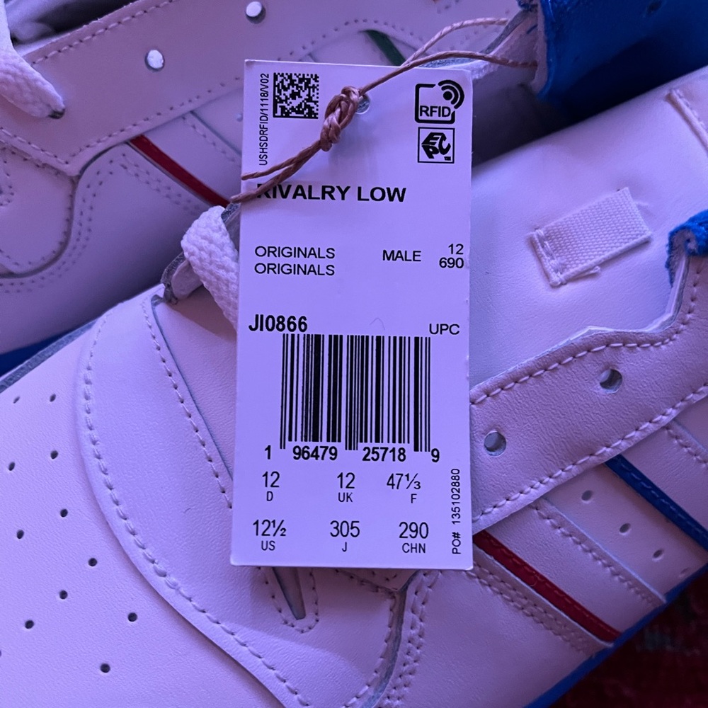 Adidas Rivalry Low SZ 12 - Picture 2 of 5